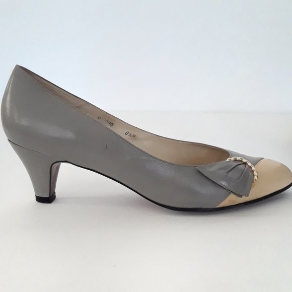Vintage 60s/70s Gray Fine Leather Short Heel Pumps Size 8.5 - Picture 5 of 16